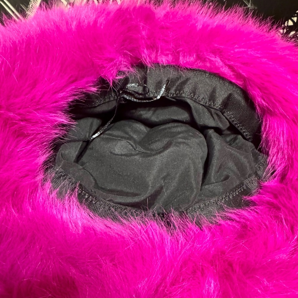 Oversized Longhair Faux Fur Bucket Hat - Picture 2 of 2